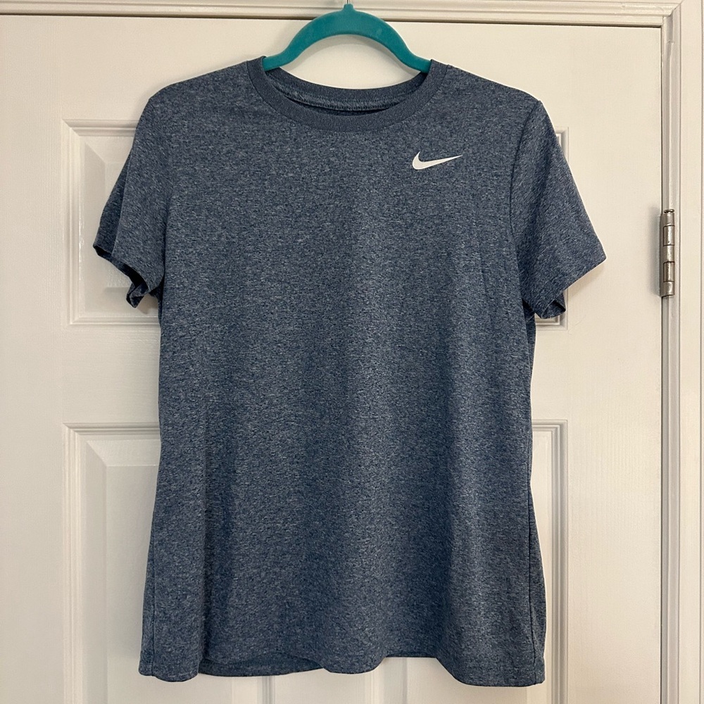 Nike Dri-FIT Women's T-Shirt | Size Large